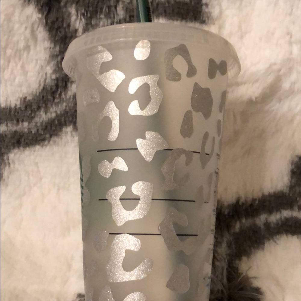 Starbucks Beautiful cheetah print custom cup - Picture 5 of 16